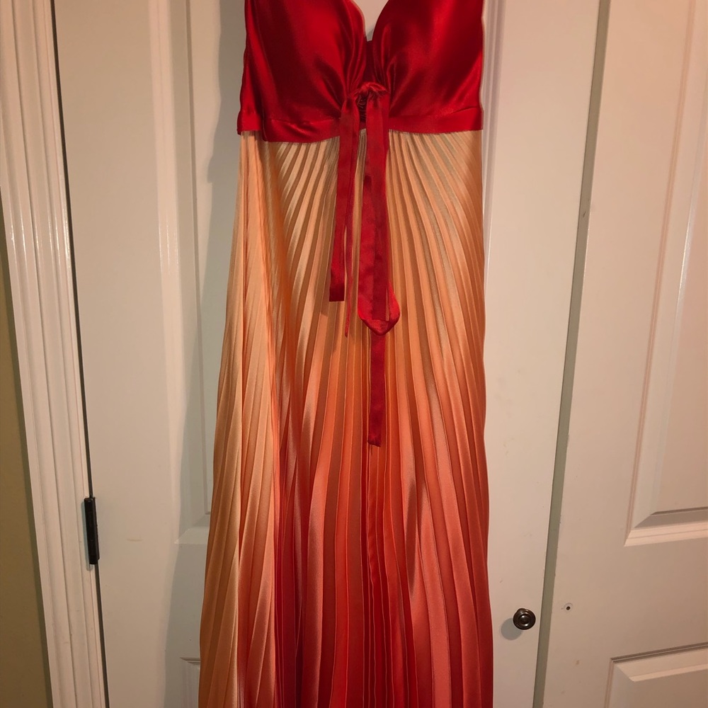 Nicole Bakti ombré orange red sunburst